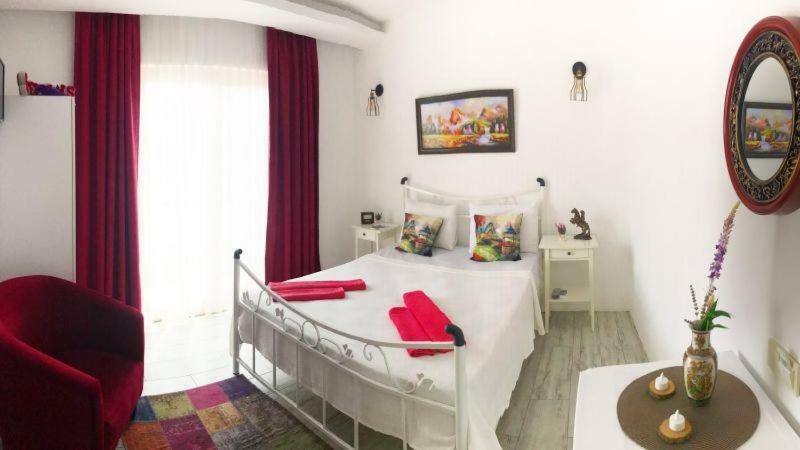 Umit Ev Hotel Алакати Екстериор снимка